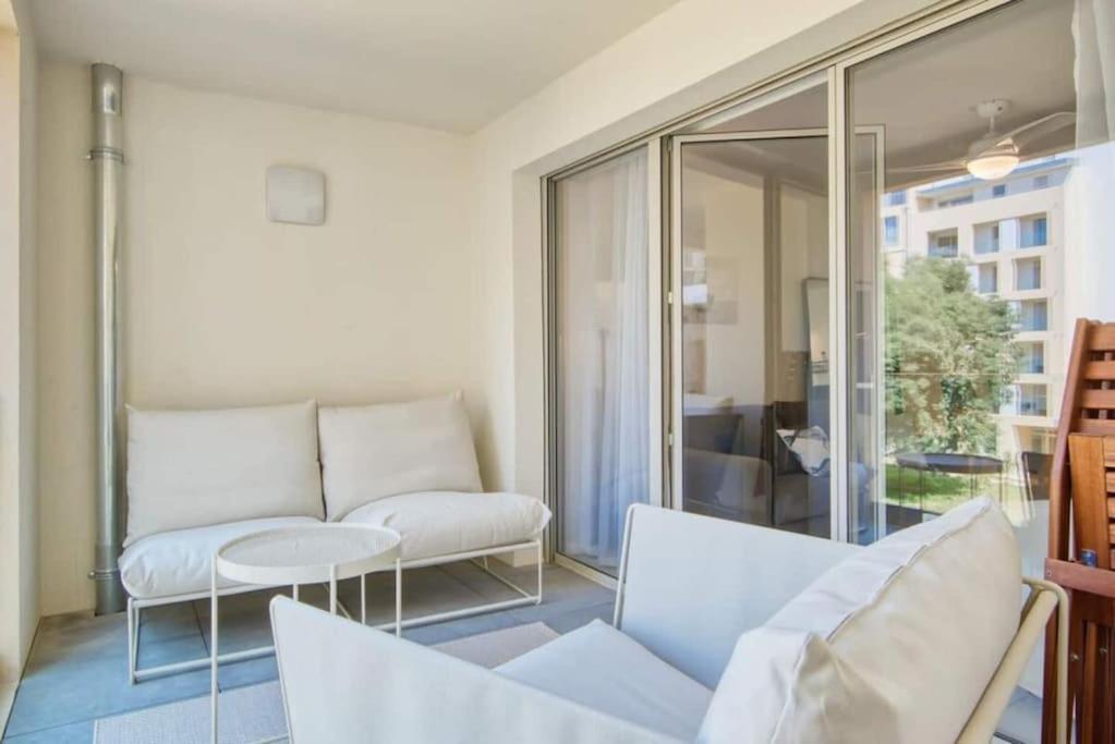 Le Fonction, Meuble 4 Etoiles, Avec Parking Boxe Apartment Aix-en-Provence Exterior photo